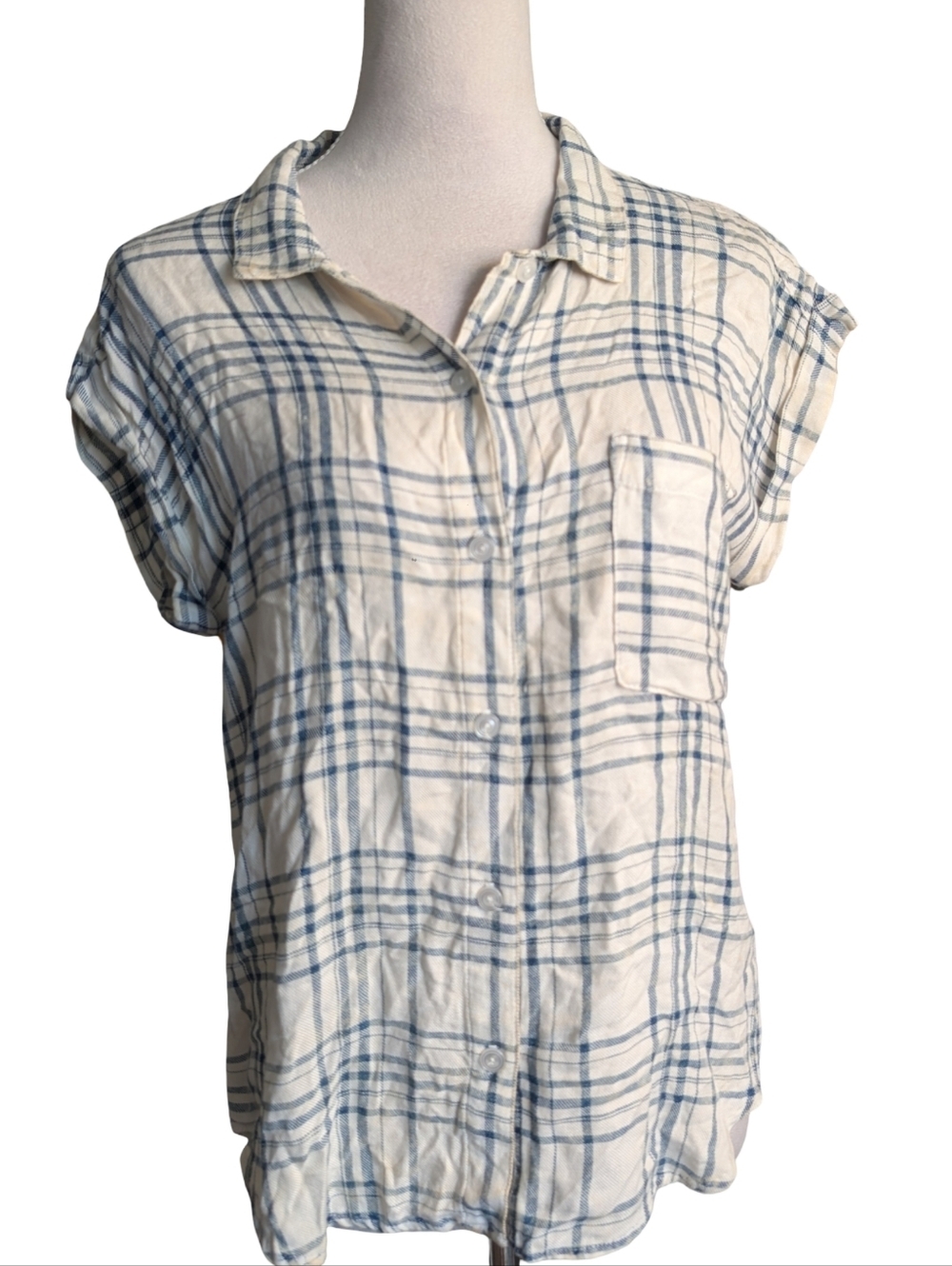 The Nu Vintage Distressed button-down blouse in size Large, NWT - Picture 2 of 10